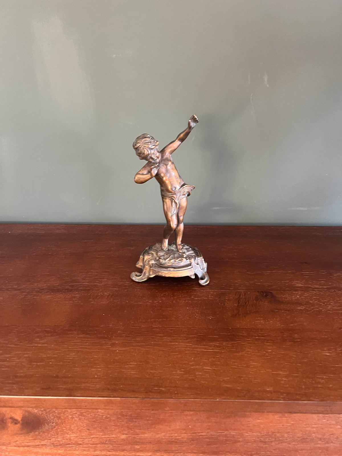 Rarität! Jugendstil Bronze von Farbel Jüngling 1900-1920 signiert und Stempel der Gießerei