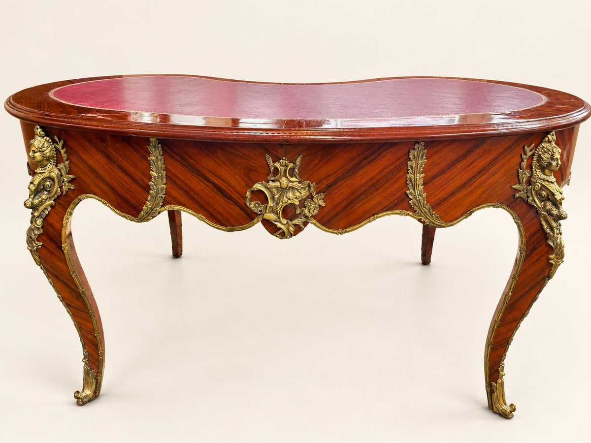 Vintage Bureau Plat Schreibtisch | Louis XV mit Leder & Messing | Partners Desk oder Hotel-Rezeption 172 cm