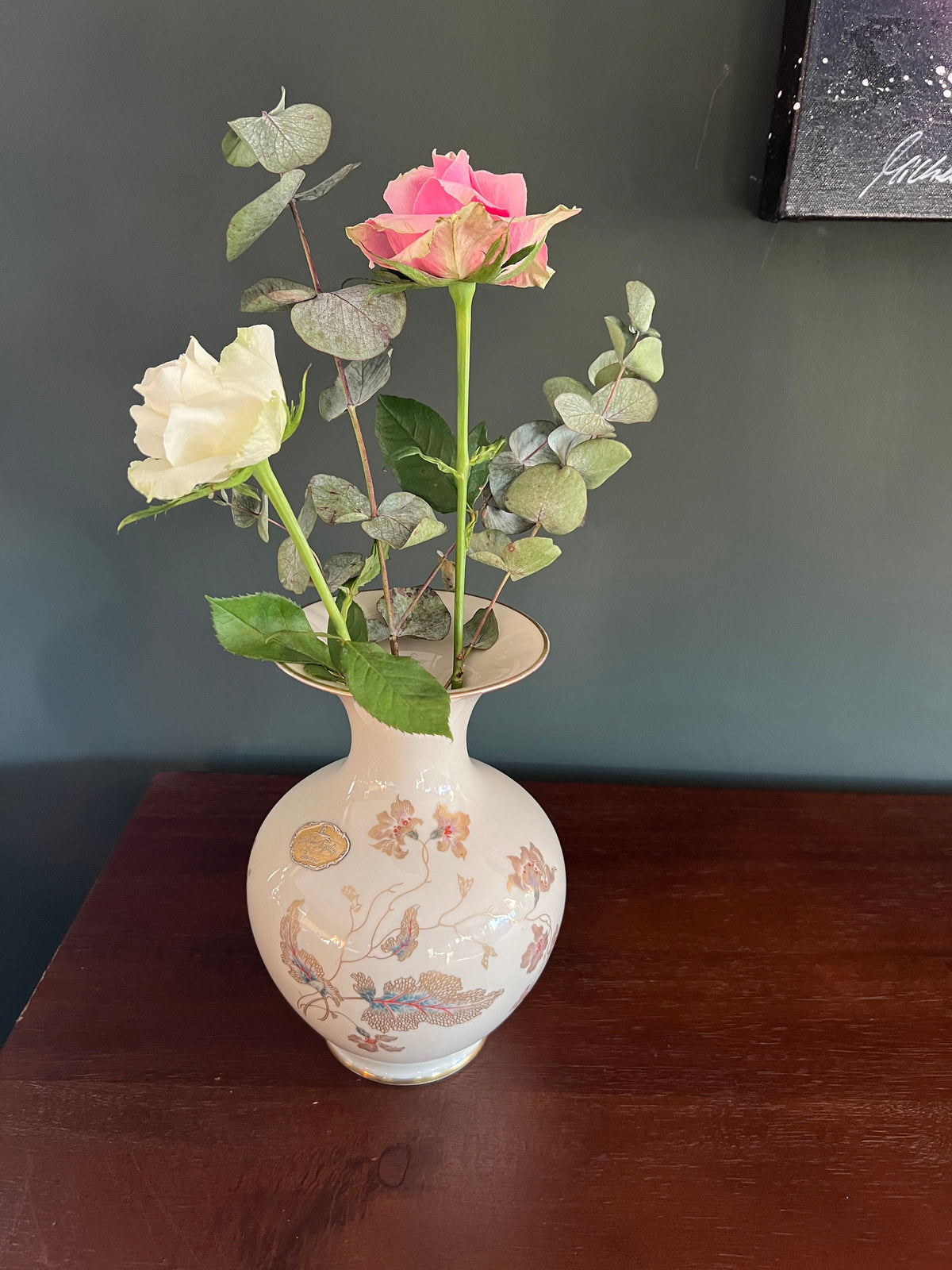 Japanisch anmutende Vase von Hertel Jacob aus den 1970er Jahren, handgemaltes goldenes Blütendekor, neuwertig