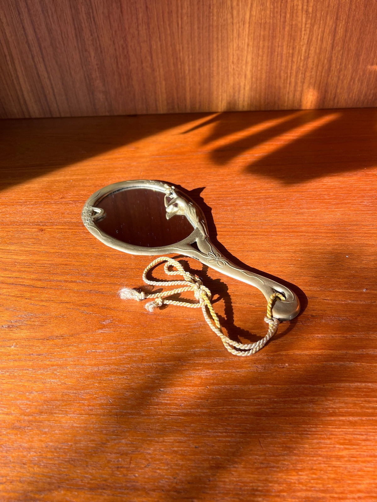 Original Jugendstil Handspiegel aus Messing ca. 1915