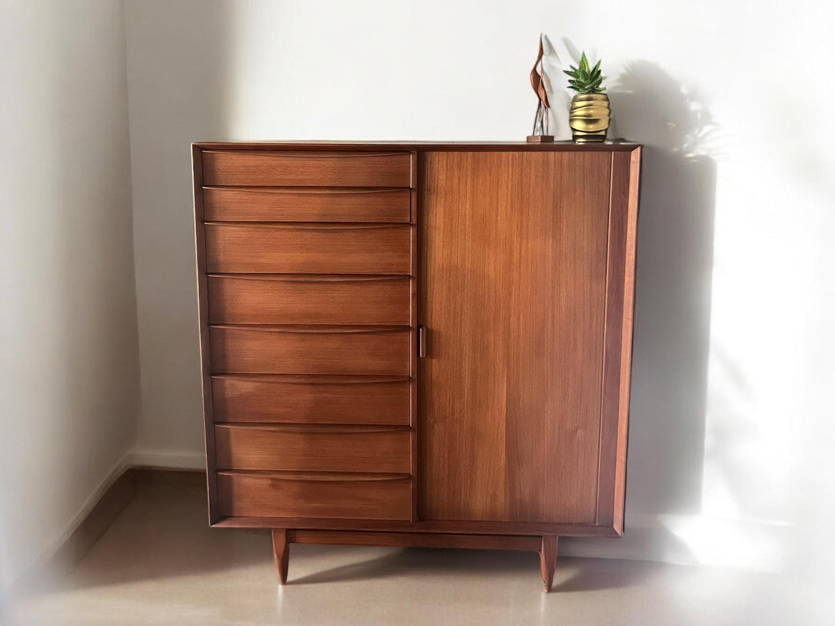 Scandinavian Modern Design - Herrentruhe von Svend Åge Madsen für Falster. Ein skandinavischer Designklassiker aus den 1960er Jahren.