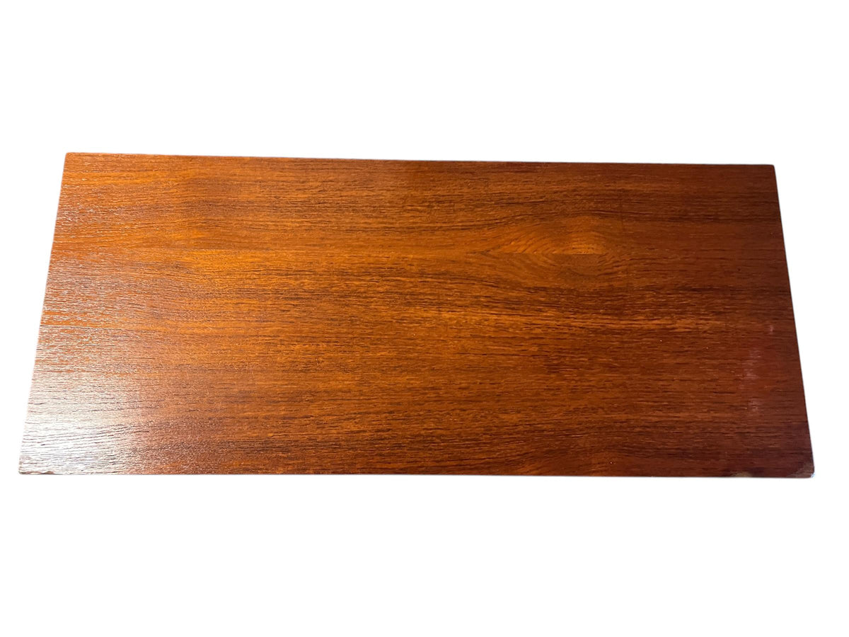 Deutsche Mid Century Kommode von Heinrich Vogt Wiedenbrück ca. 1960er Jahre, Modell M 223. Zweifarbig furniert mit vier Schubladen.
