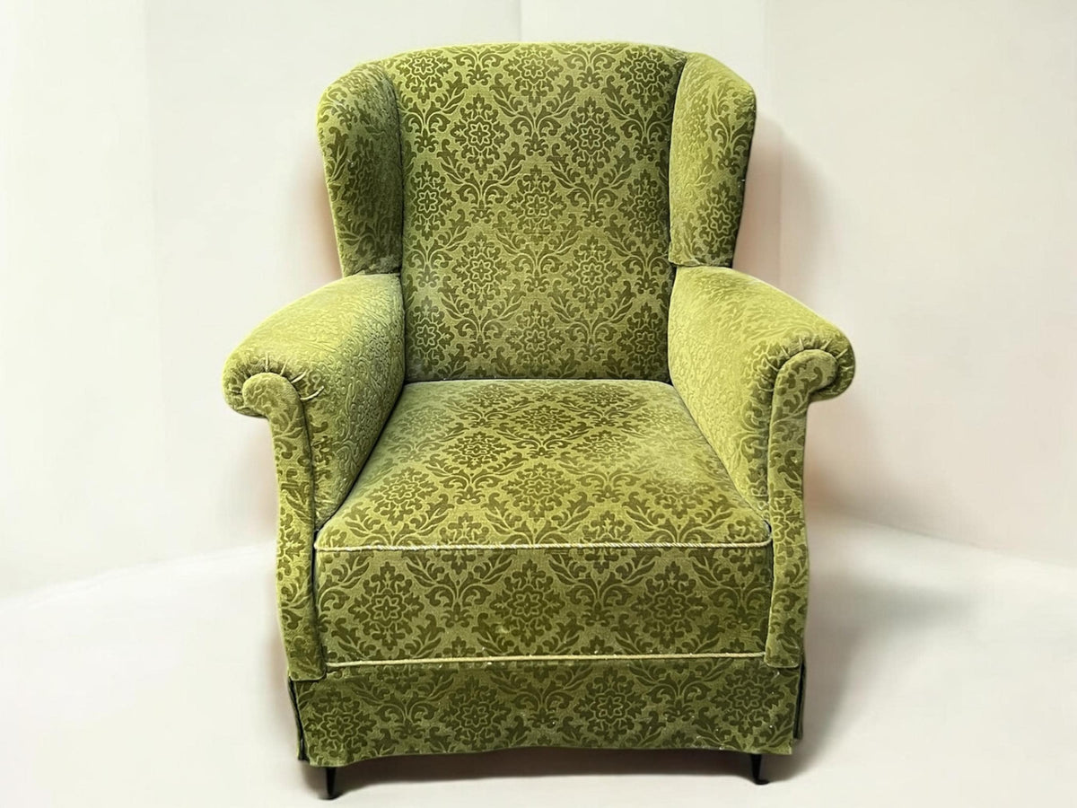 Dänischer Vintage Relax Sessel / Ohrensessel im Stile von Ilmari Lappalainen, aus grünem Samt, ca. 1950er.