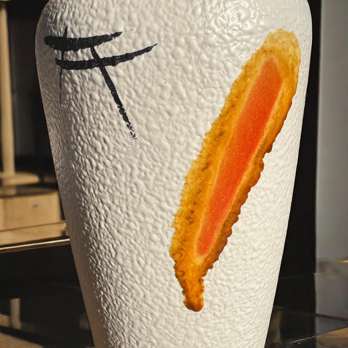 Vintage Vase – 60er/70er Jahre – Keramik mit Struktur & abstraktem Dekor – Mid Century Modern