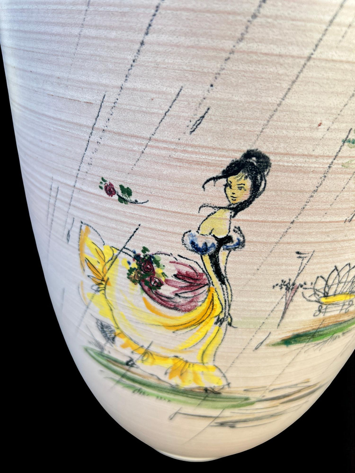 Fritz van Daalen - Super Rarität, handbemalte Vintage Vase in Hellrosa mit Damenmotiv, Ein Mid-Century Klassiker. Modellnr. 81/11A
