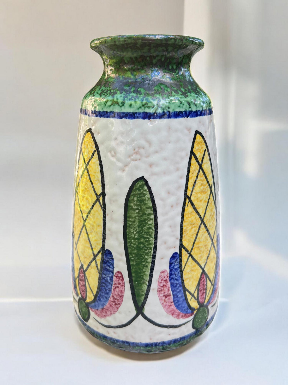 Steuler Keramik 4301/1 - mittelgroße, bunte Vintage-Vase mit Blumenmuster, 60er/70er Jahre Design, West German Pottery
