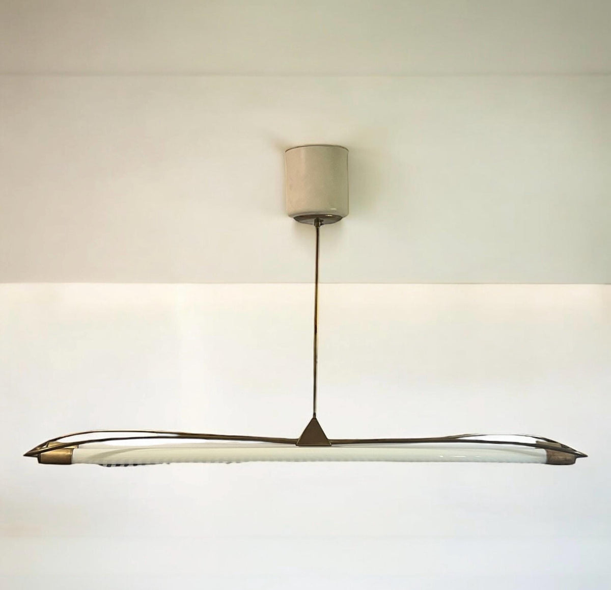 Kaiser & Co. Idell Bauhaus Neon Deckenleuchte 1930er – Industrie Design Lichtskulptur mit Infinity Rahmen