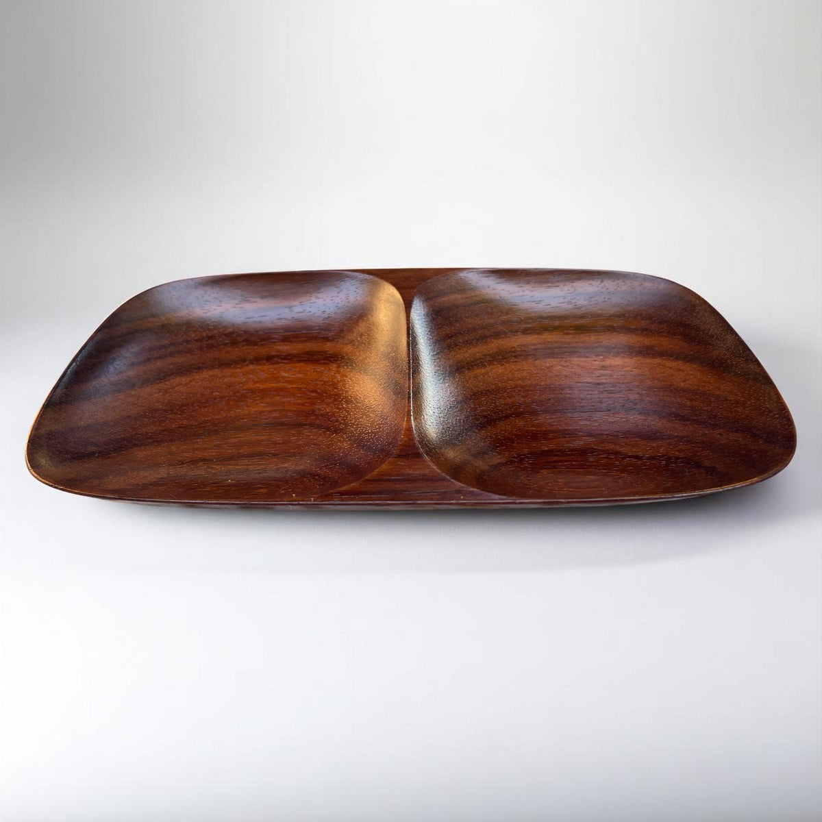 Vintage Padouk Holzschale mit Doppelmulde, Handarbeit aus den 70ern, Exotisches Designobjekt