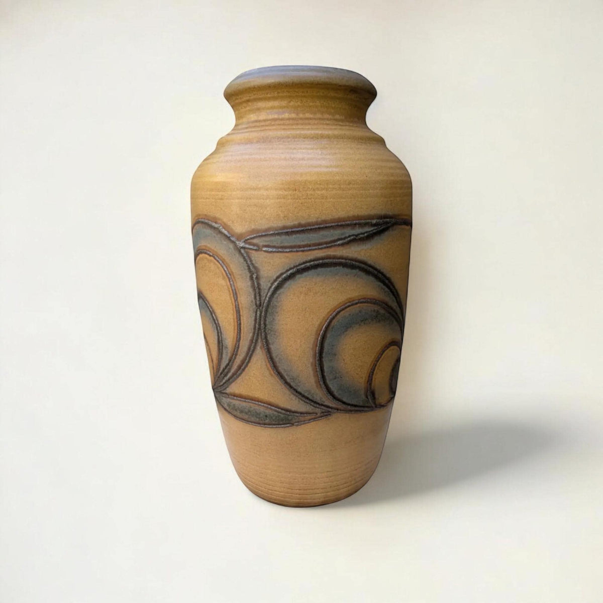 Große Bay Keramik Bodenvase 630-50, W. Germany Vintage Bodenvase mit Fat Lava Dekor. 70er Jahre Deko-Objekt.
