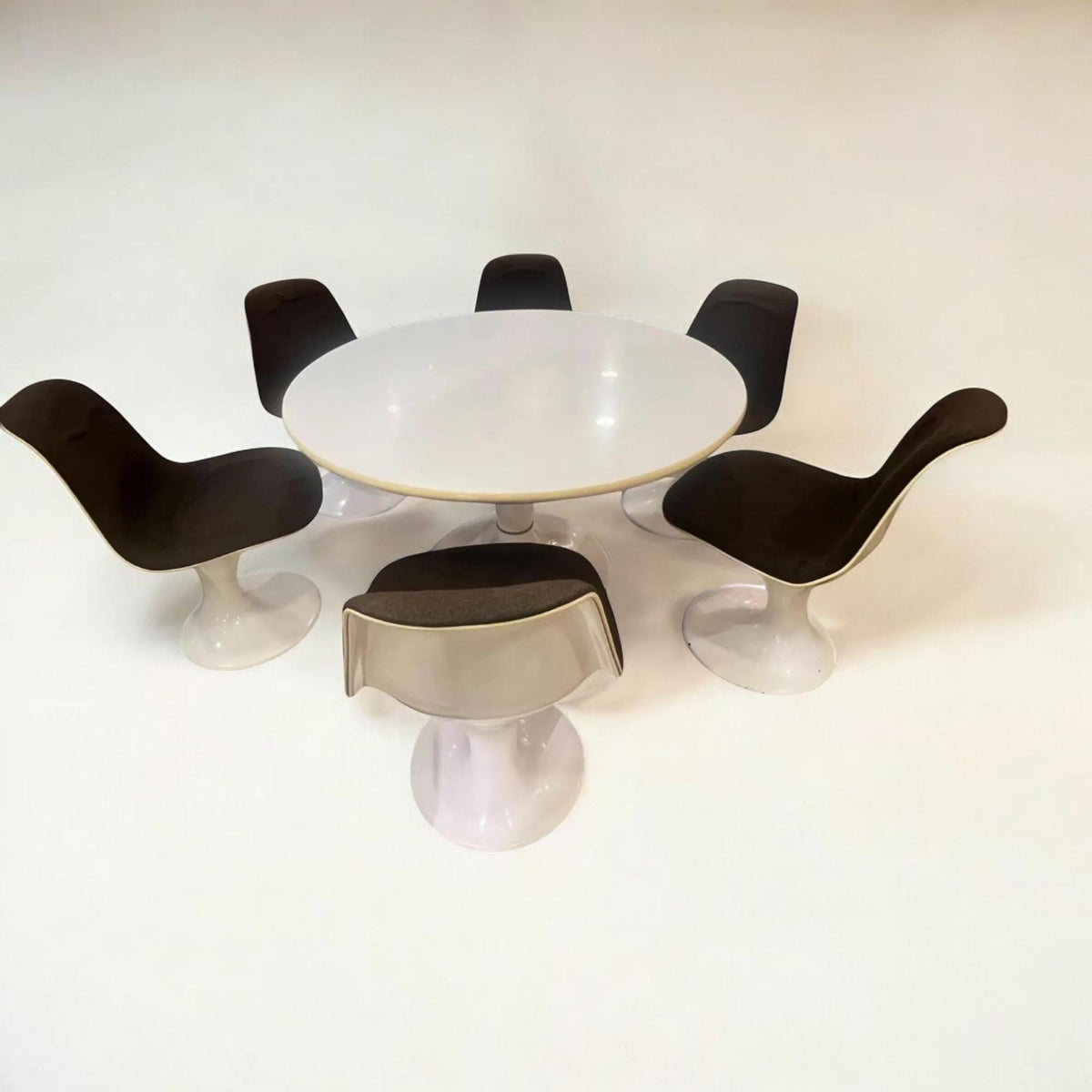 Herman Miller Orbit Series Dining Set | Farner & Grunder | Space Age Tisch und 6 Stühle | Vitra Lizenz | 70er Jahre