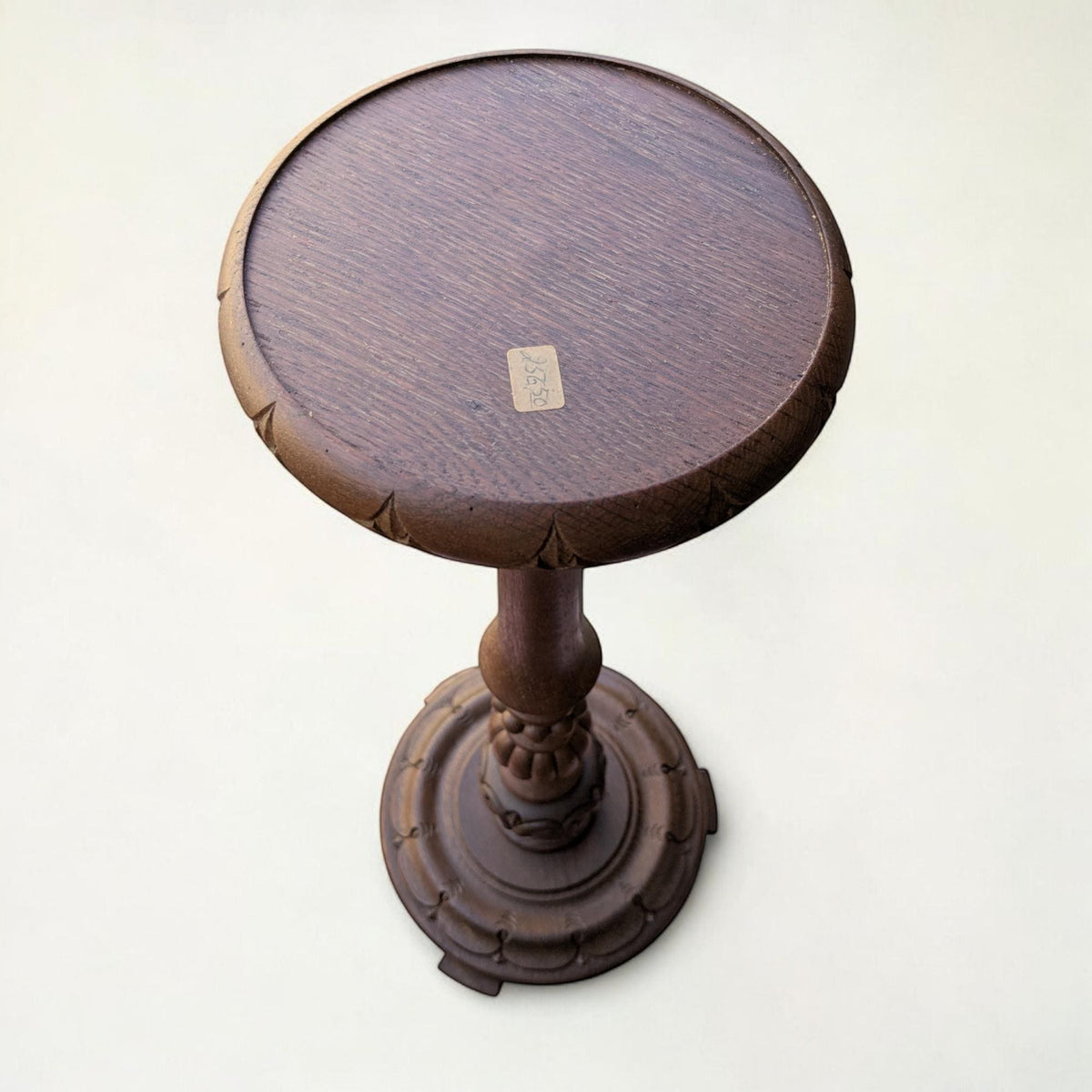 Rarität! Vintage Blumensäule – Handgedrechselt aus dunklem Holz, Mid-Century/Bauernhaus-Stil, Pflanzentisch für Vasen, Bonsai unbenutzt