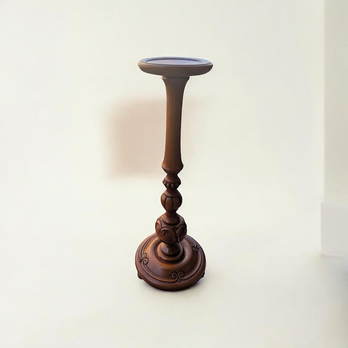 Rarität! Helle Vintage Blumensäule aus Hartholz – Handgedrechselt & Verziert – Stilvoller Pflanzentisch Vasen, Bonsai, Dekoration, unbenutzt