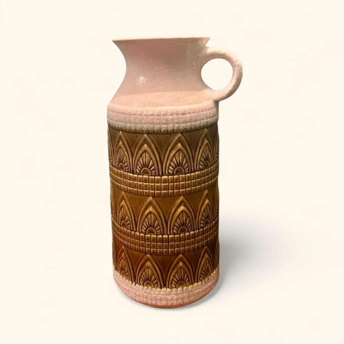 Große 1960er Mid Century Bodenvase aus der Kunsttöpferei Ü-Keramik Übelacker mit der Modellnummer 1782/45.