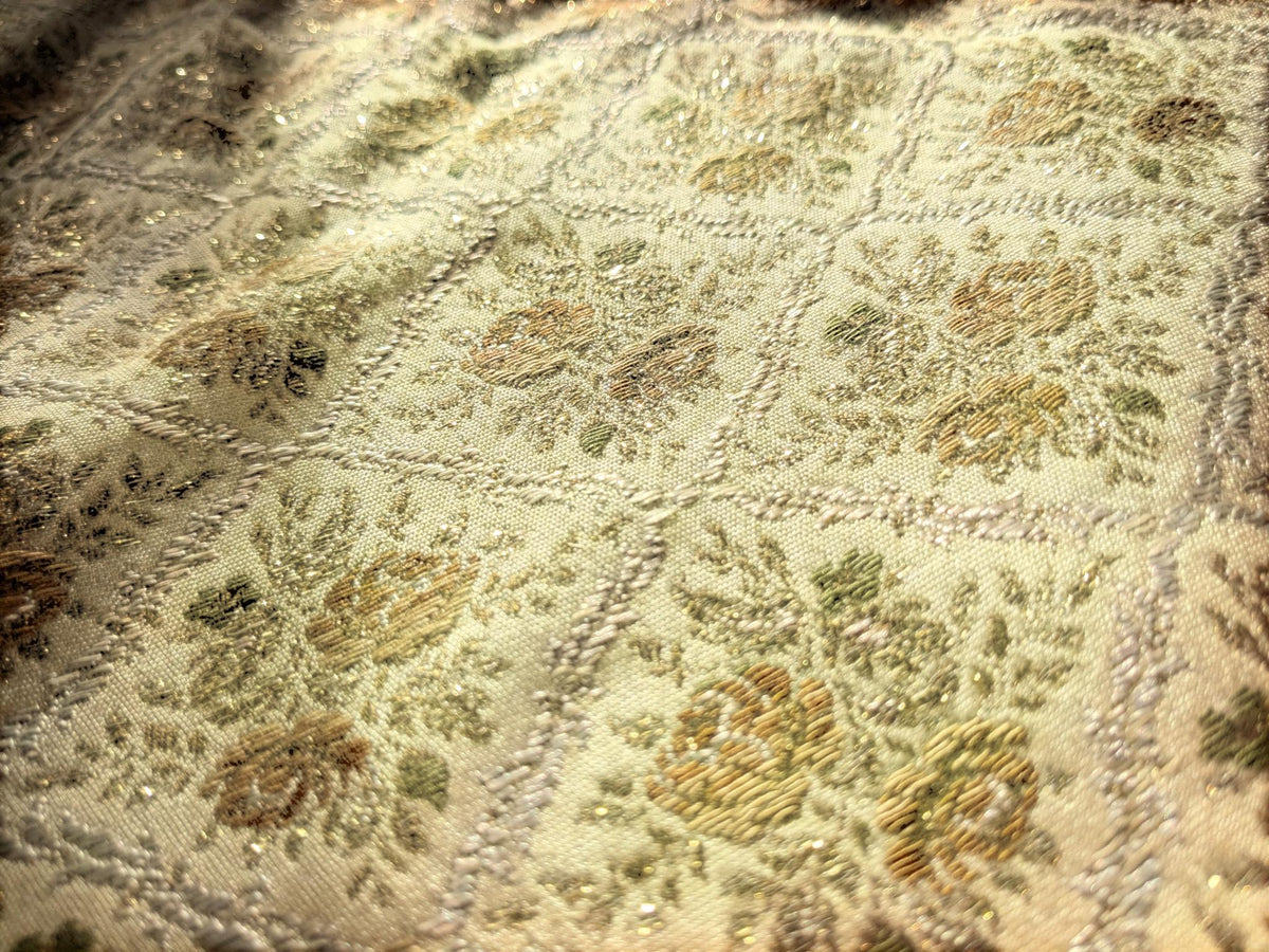 Vintage Tischdecke/Tischläufer mit Blumenmuster & goldfarbener Borte