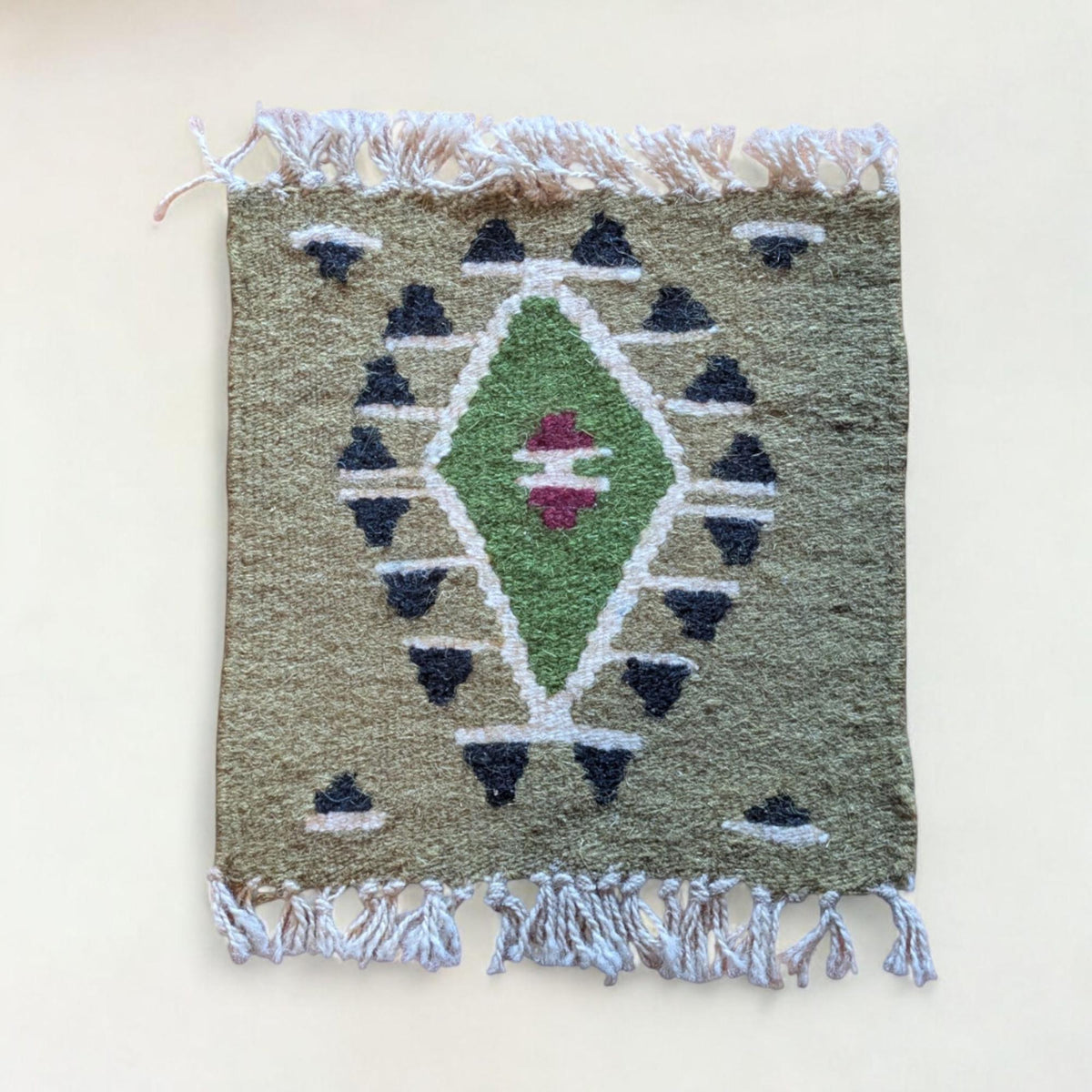 Kleiner Vintage Tischläufer – 26 × 21 cm – Handgewebter Look, Ethno-/Boho-Design