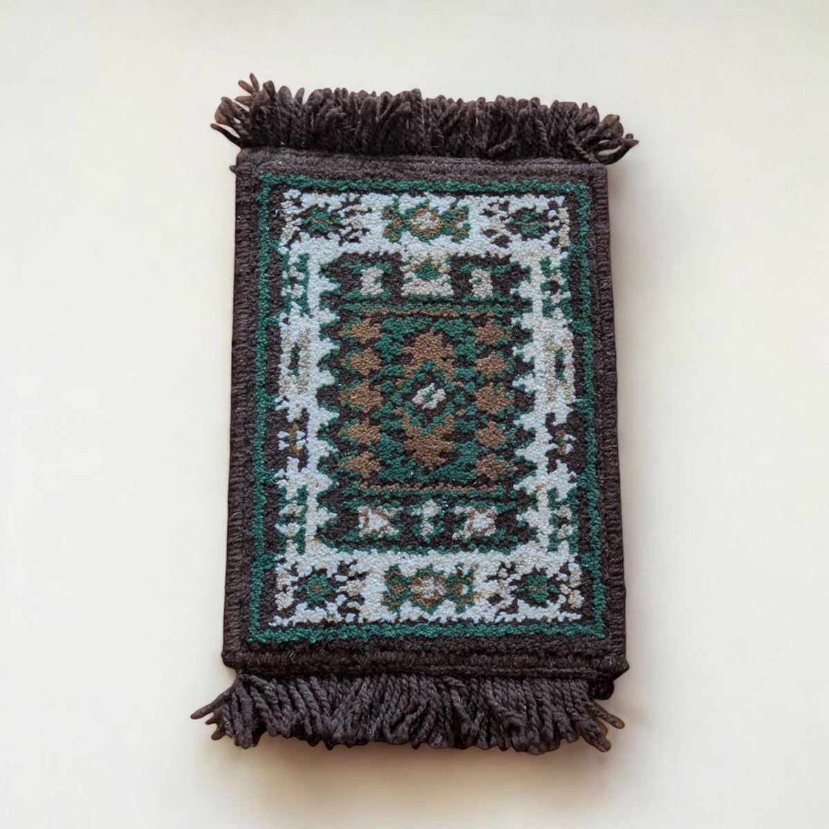 Seltener Vintage Tischläufer im Orient-/Ethnostil – 24 × 40 cm – Braun, beige & grün
