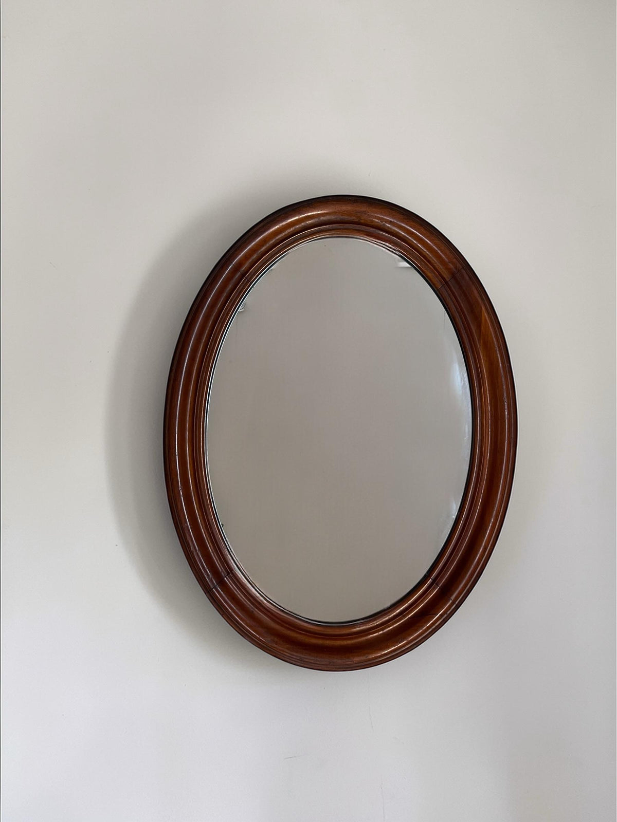 Antiker ovaler Holzspiegel, Biedermeier Stil Wandspiegel, Vintage Spiegel 19. Jahrhundert Look, Landhaus Deko