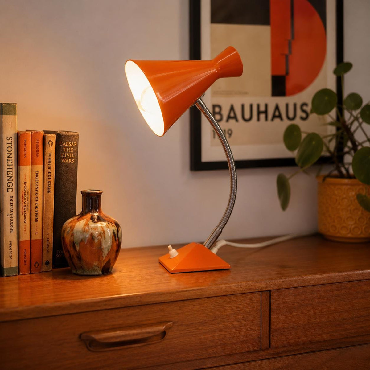Space Age Tischlampe Orange 70er Jahre | Vintage Mid Century Schreibtischlampe | Retro Designleuchte