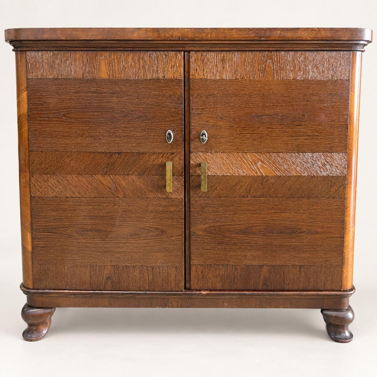 Vintage Kommode Art Déco | Holzschrank mit geometrischem Furnier, Messinggriffen und Schubladen | Vintage Sideboard