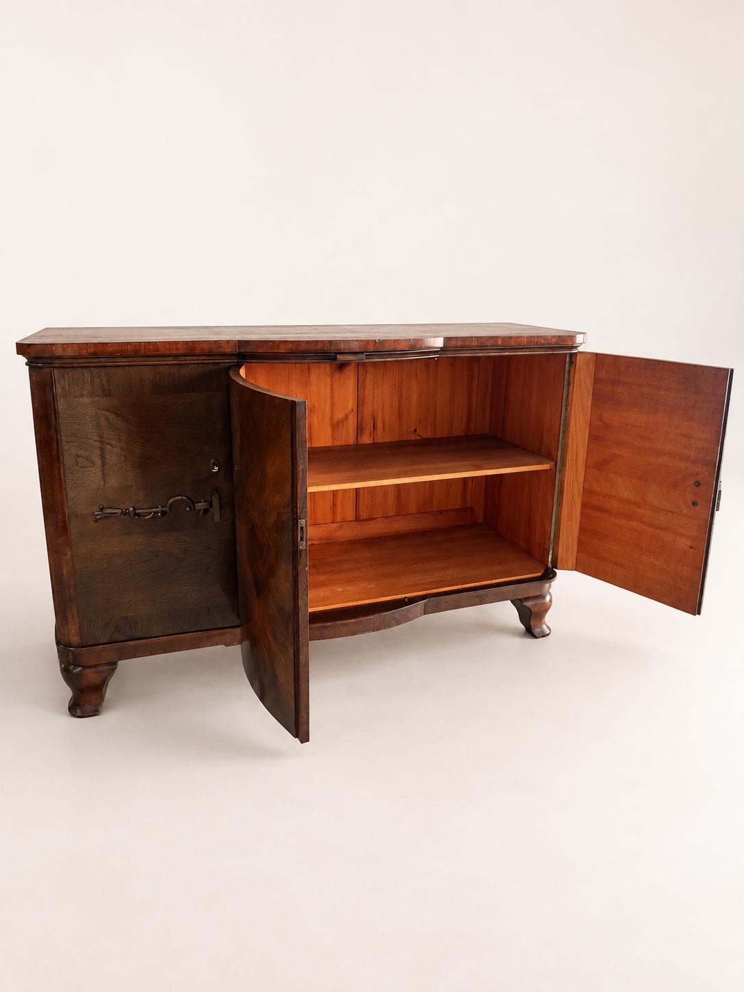Art Déco Sideboard Vintage | Große Kommode mit geometrischem Furnier, Messingbeschlägen und Innenausbau | Antiker Holzschrank