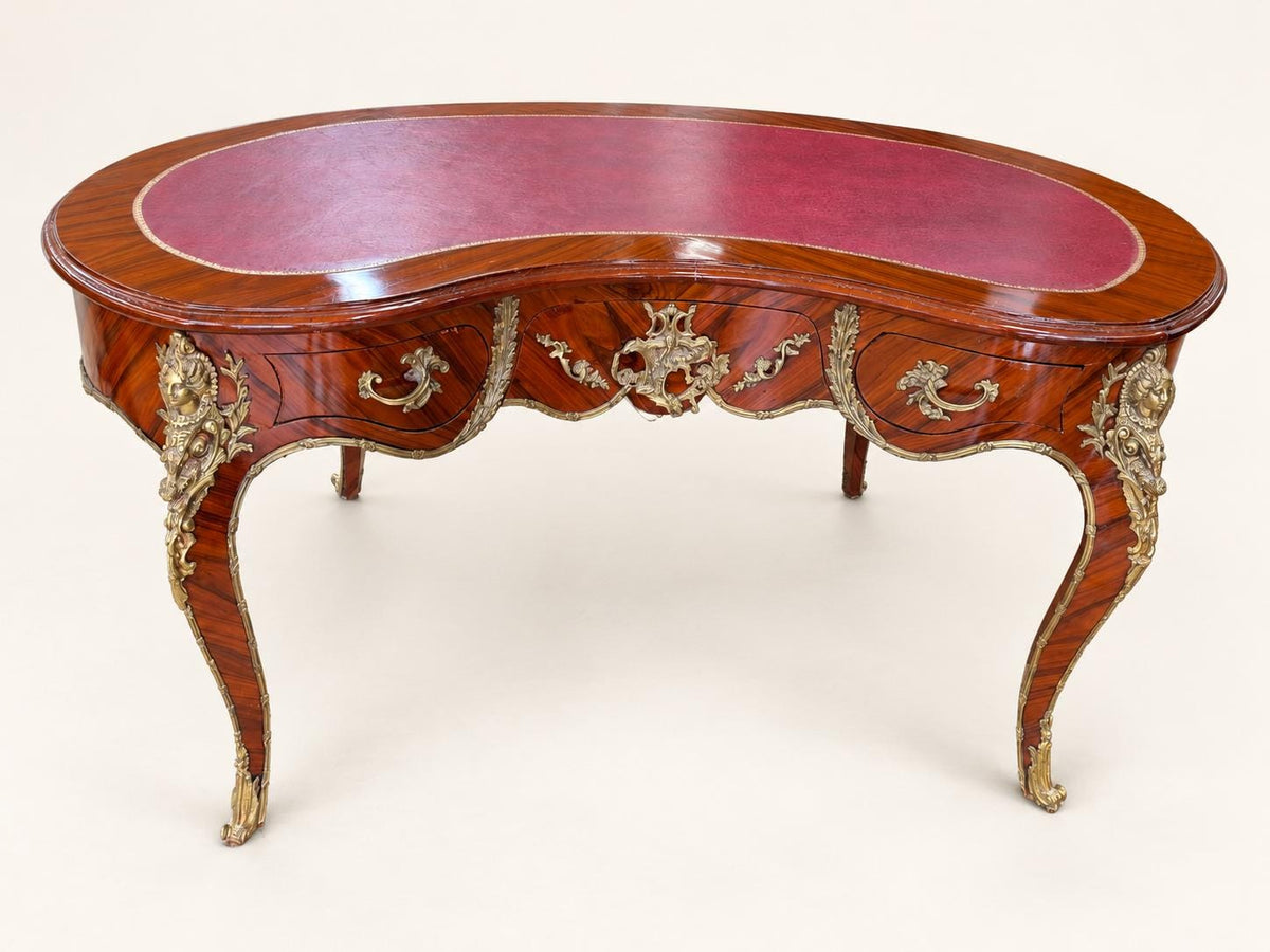Vintage Bureau Plat Schreibtisch | Louis XV mit Leder & Messing | Partners Desk oder Hotel-Rezeption 172 cm